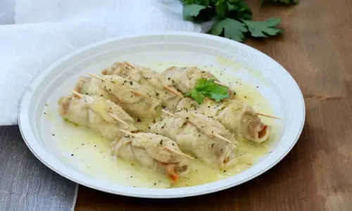 Piatto in Alluminio – Ricetta degli Involtini di Pollo al Microonde