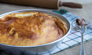 Sicilia – Ricetta della Scacciata con tuma e acciughe